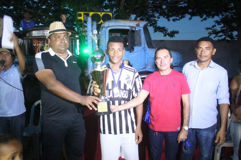 Prefeitura realiza maior festa do esporte escolar já vista na cidade de Olinda Nova do Maranhão