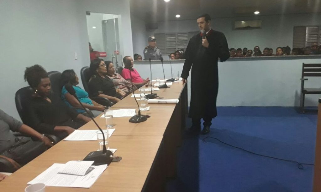 Réu é condenado a 25 anos por assassinato da companheira em Penalva