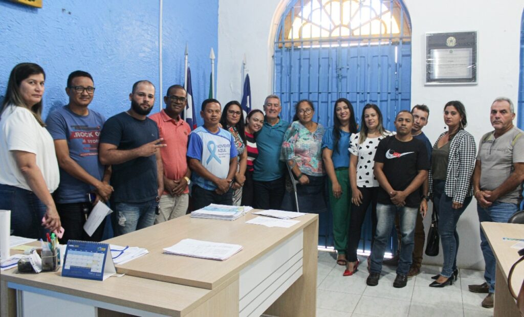 Em reunião com Conselho de Saúde de Viana, prefeito Carrinho discute investimentos nos serviços do ‘Tratamento Fora do Domicílio’