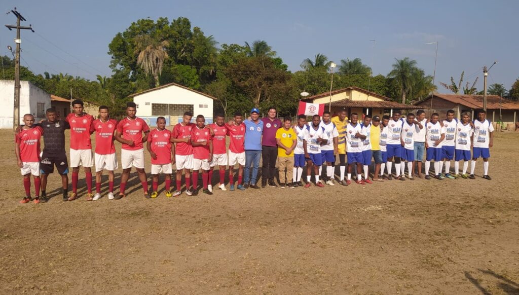 Chico de Nhozinho lidera primeiro campeonato society disputado durante a noite na zona rural de São João Batista