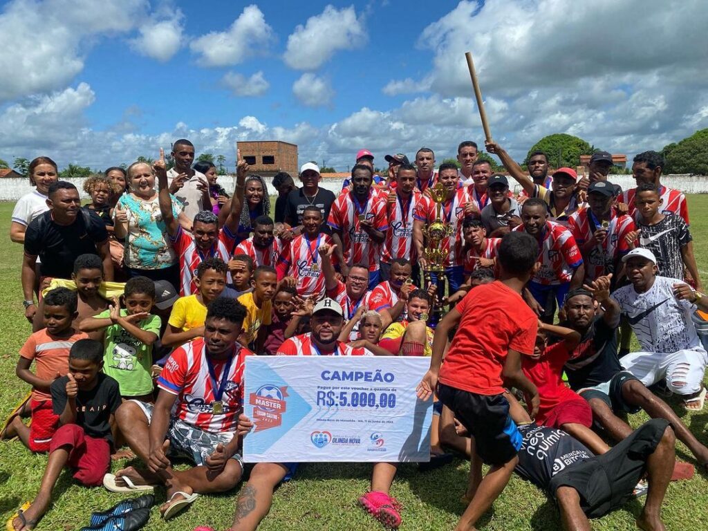 Prefeita de Olinda Nova do MA incentiva o esporte e entrega premiação de R$ 8,5 mil na I Copa Municipal de Master
