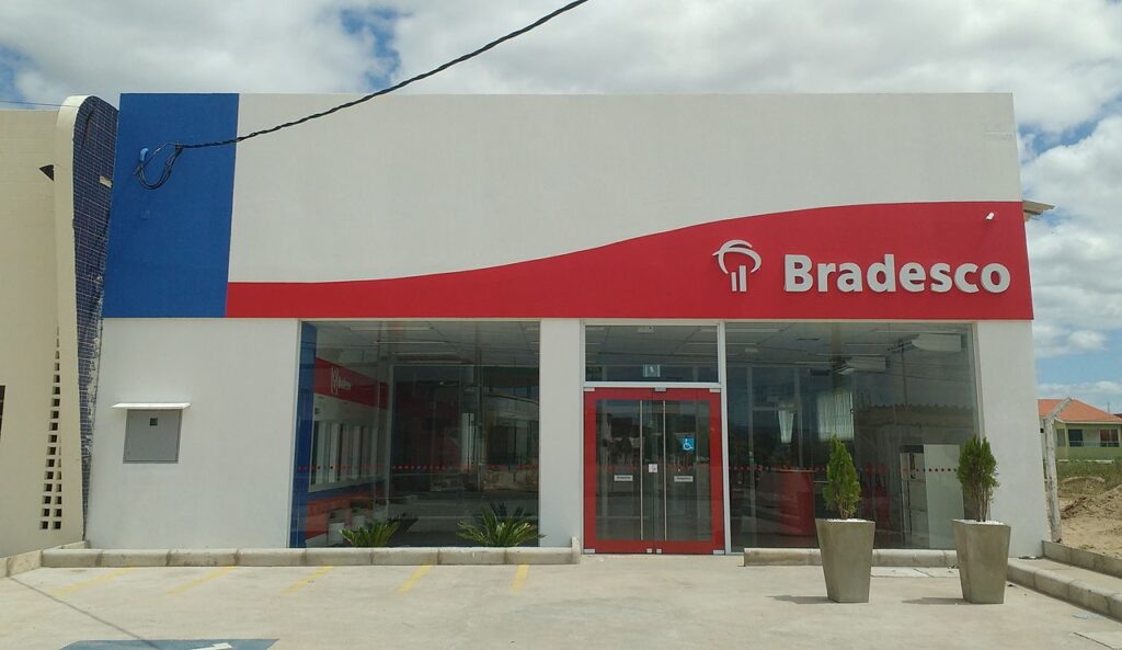 Bradesco abre vagas de trabalho em quatro cidades da Baixada e outras regiões do Maranhão