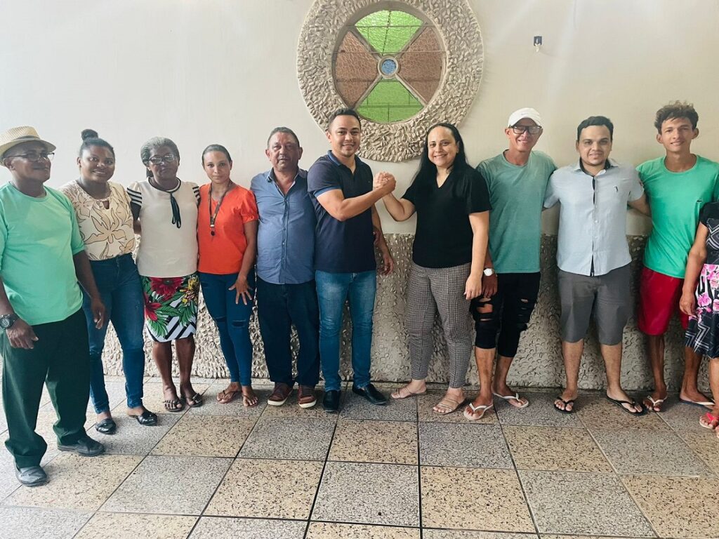 Rumo à reeleição, Adriano Freitas fecha apoio de Shirley Pinto e seu grupo político em São Vicente Ferrer