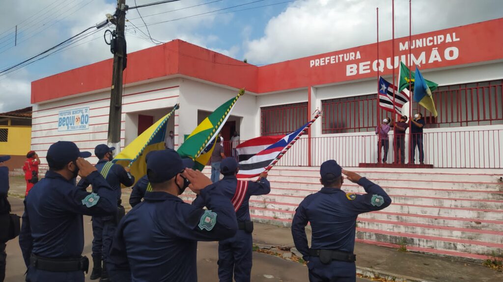 Sem segurança pública, até lâmpadas e cabos elétricos estão sendo furtados da prefeitura de Bequimão