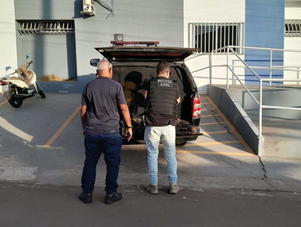 Polícia prende empresário na Baixada Maranhense suspeito de receptação de carga de cigarros roubada