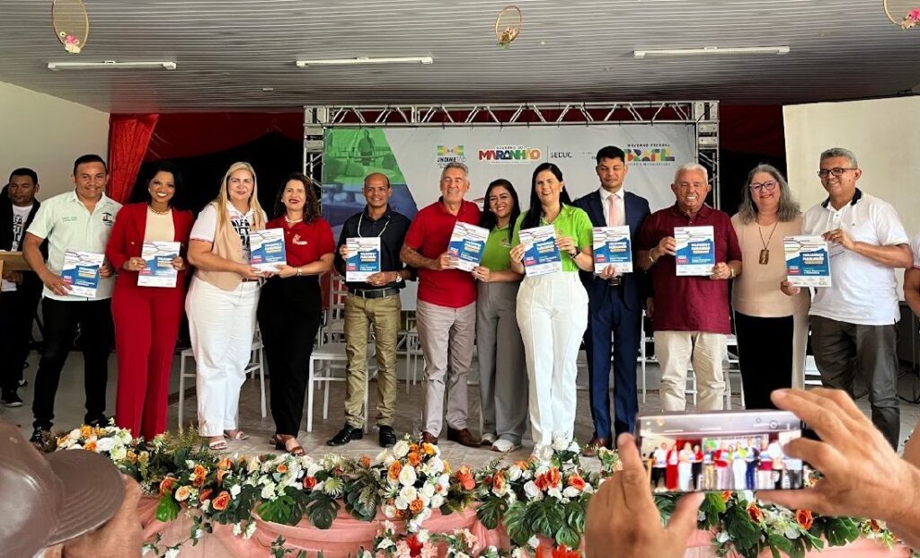 URE de Viana promove Ciclo Formativo Regionalizado para fortalecer colaboração entre Estado e municípios