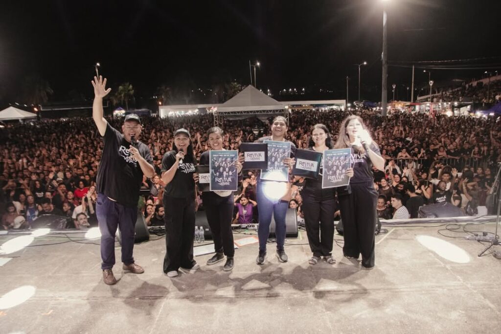 Eliziane Gama lidera maior evento gospel do Brasil e reúne multidão em São Luís