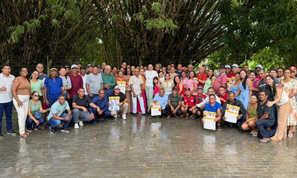 Prefeita Simplesmente Maria reúne mais de 200 lideranças e desportistas em agenda de trabalho em Arari