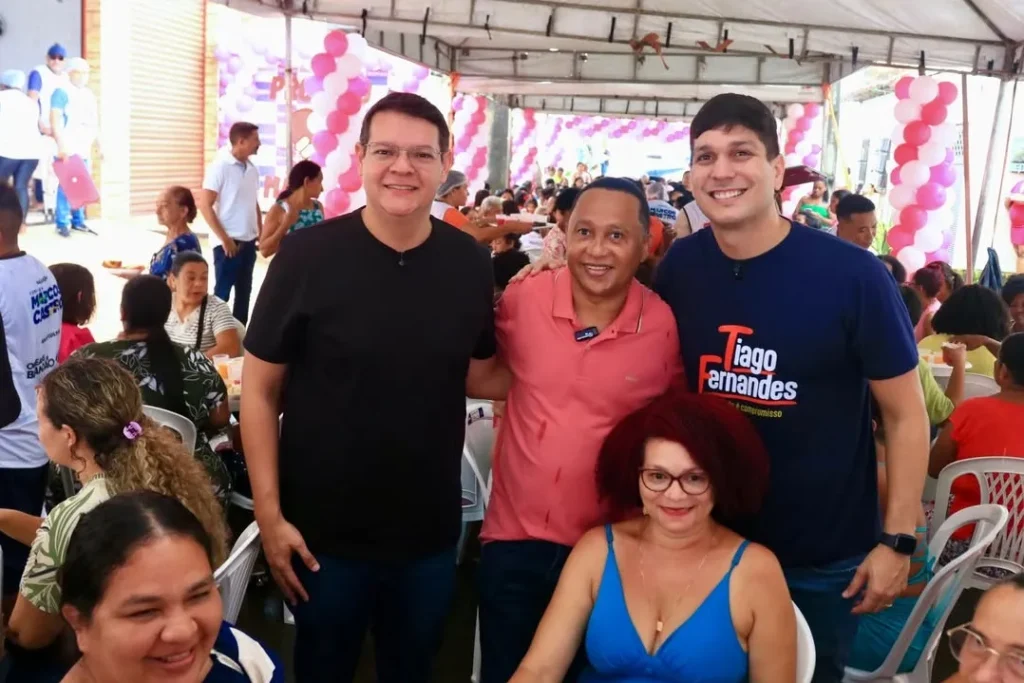 Vinicius Ferro e Tiago Fernandes reforçam proximidade com comunidades durante agenda do Dia das Mães