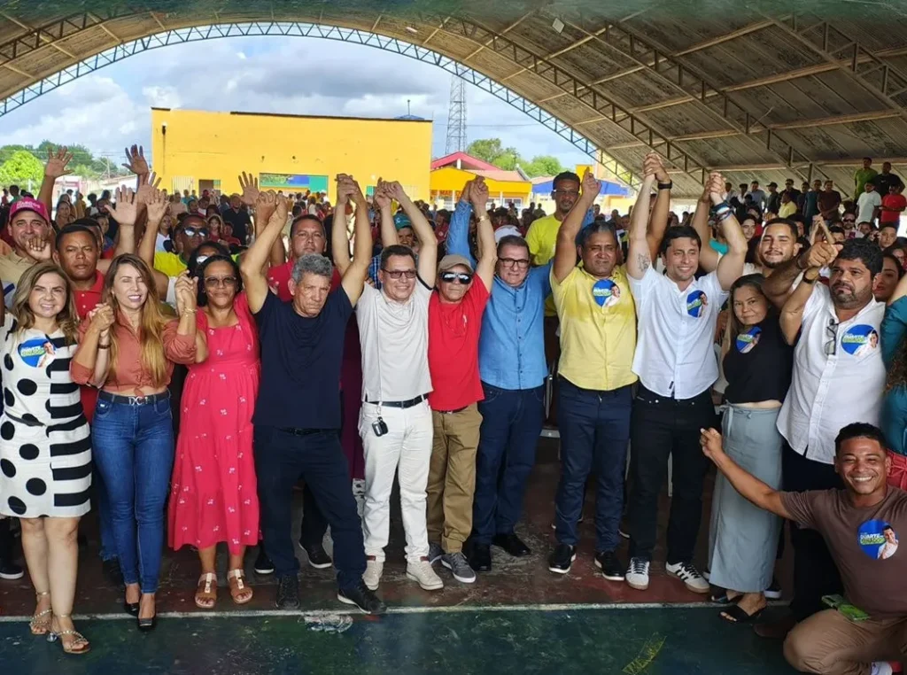 Toca Serra reúne lideranças e todos os ex-prefeitos de Pedro do Rosário e declara apoio à Duarte Jr. para o Senado Federal
