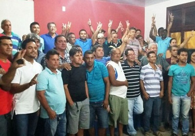 Após prazo de filiação, partidos da base de apoio ao prefeito Amarildo se fortalecem