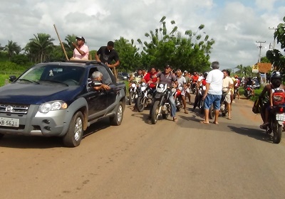 Motocarreata e culto marcam retorno de Amarildo a prefeitura de São João Batista