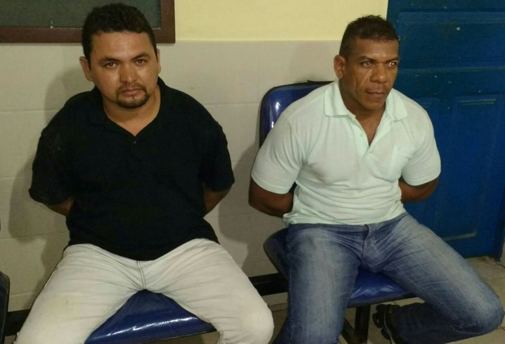 Polícia prende suspeitos de assaltos em São Vicente Ferrer, um é policial