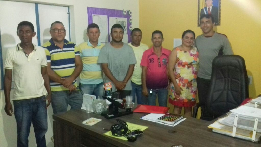 Semed, vereadores e SindProf discutem projeto de regularização da jornada de trabalho