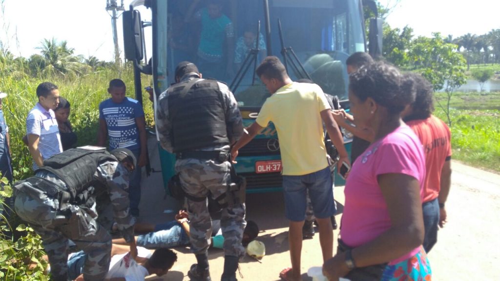 ROTAM impede assalto a ônibus em Matinha e libera 37 reféns