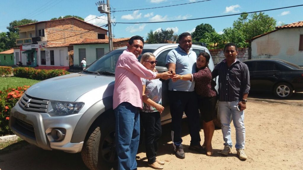 Município de Olinda Nova ganha novo veículo para reforçar trabalho da Secretaria de Saúde
