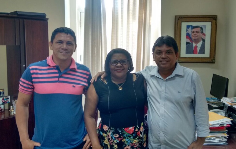 Prefeita Conceição visita Márcio Jerry e pede celeridade dos projetos para São Vicente Ferrer