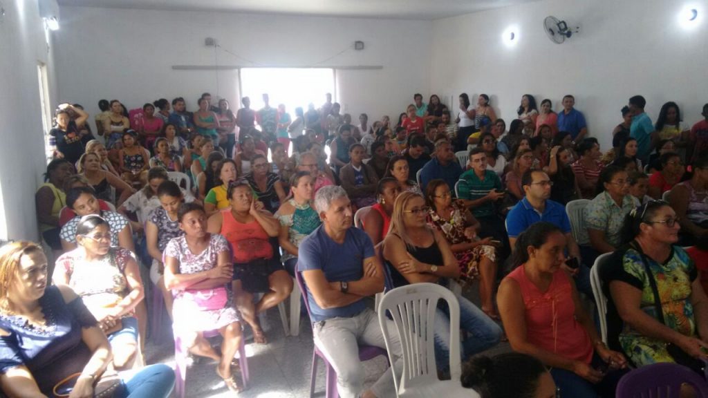 Após reunião com secretários de João Dominici, sindicato dos professores decide suspender paralisação