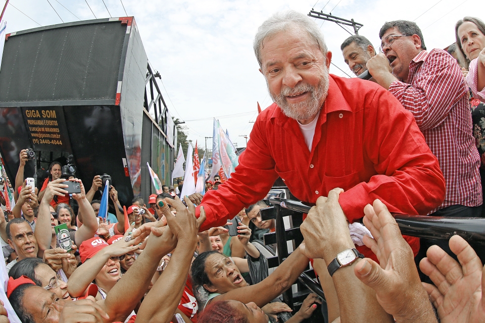 No dia que Lula chegou ao Maranhão, vereadores de São Vicente Ferrer reprovaram título ao ex-presidente