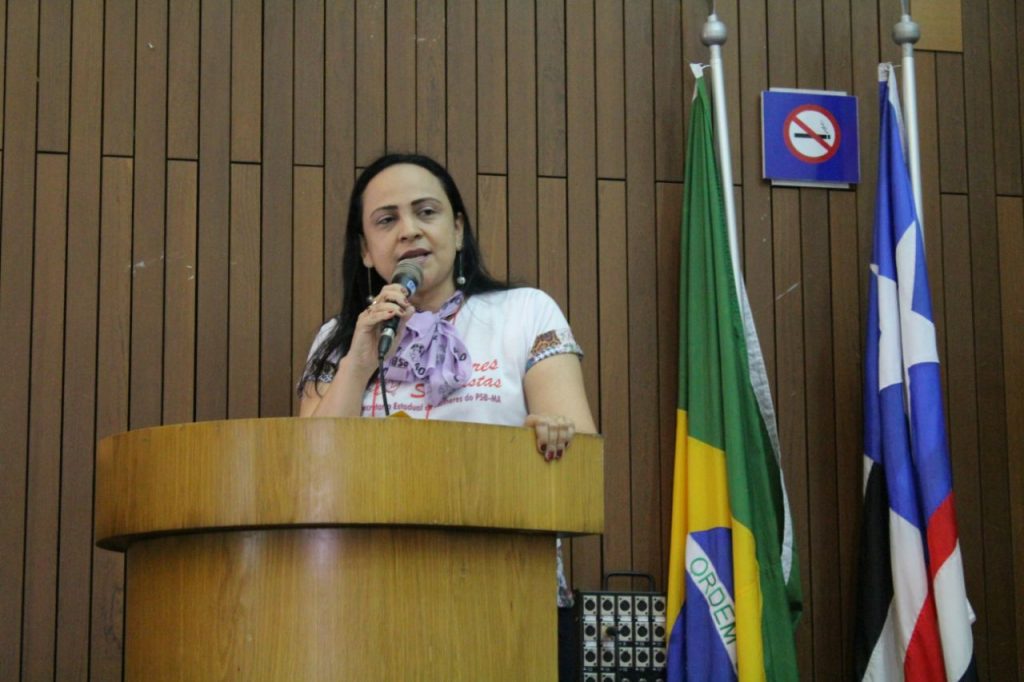 Shirley Pinto homenageia professores de São Vicente Ferrer