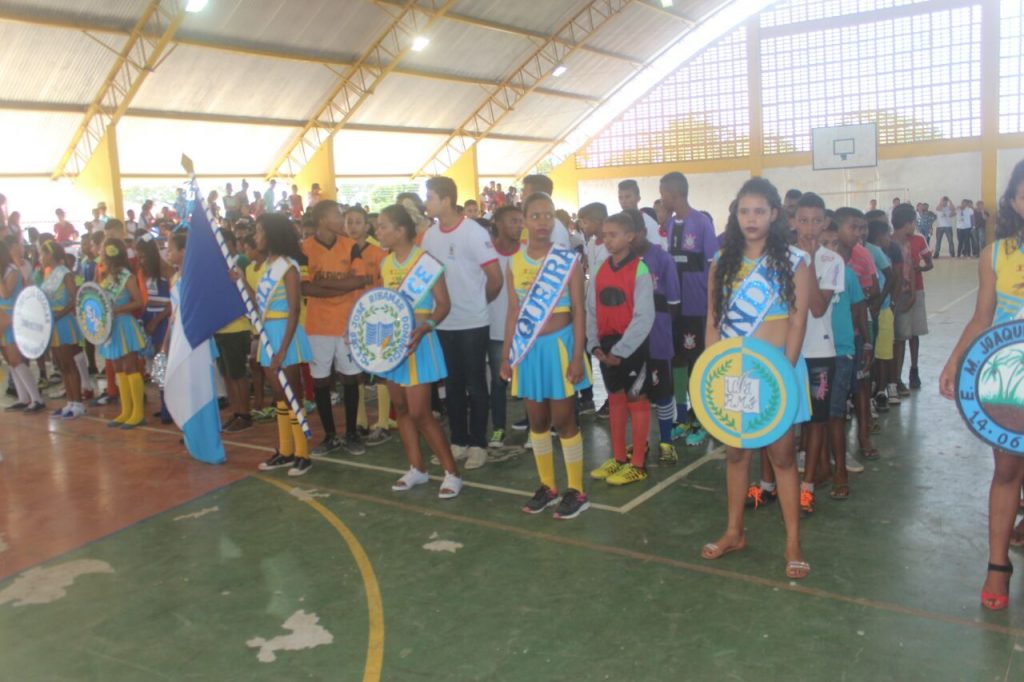 Apresentação das equipes marca a abertura oficial dos Jogos Estudantis de São João Batista
