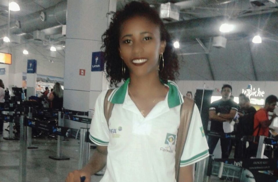 Jovem de São João Batista embarca para a Argentina, onde participa de festival