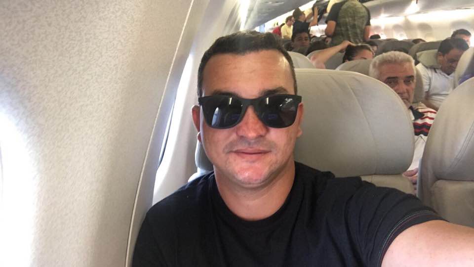 Iniciado içamento de rebocador no Pará, que naufragou com vicentino