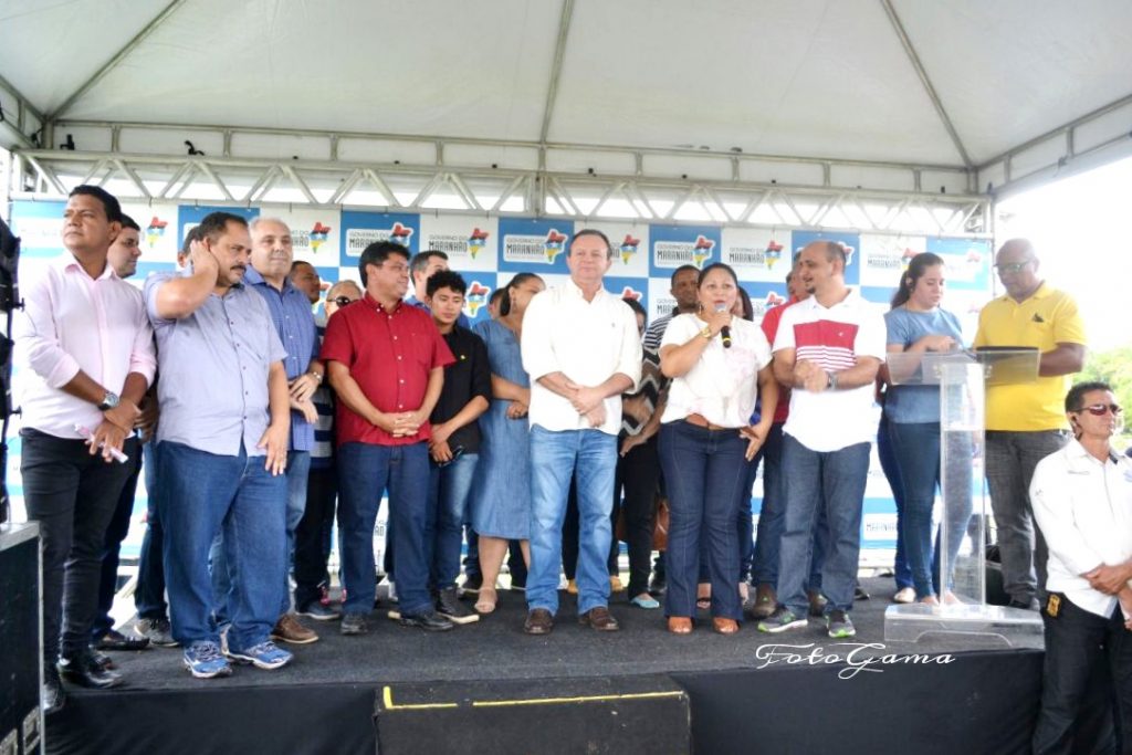 Em Matinha, governador em exercício Carlos Brandão anuncia construção dos Diques de Produção