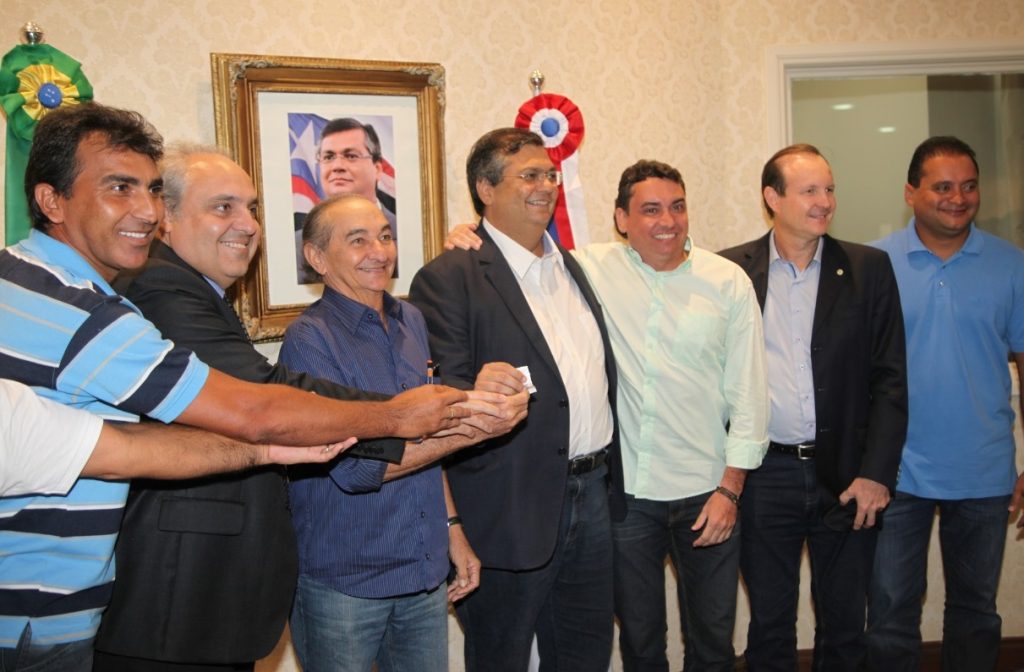 Patrulha Agrícola é entregue ao prefeito de São João Batista pelo governador Flávio Dino
