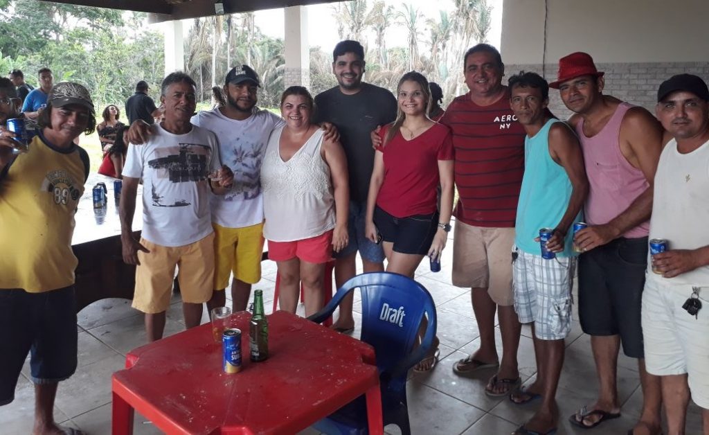 Amarildo Pinheiro recebe amigos, vereadores e deputado em sua residência, no Guaribal