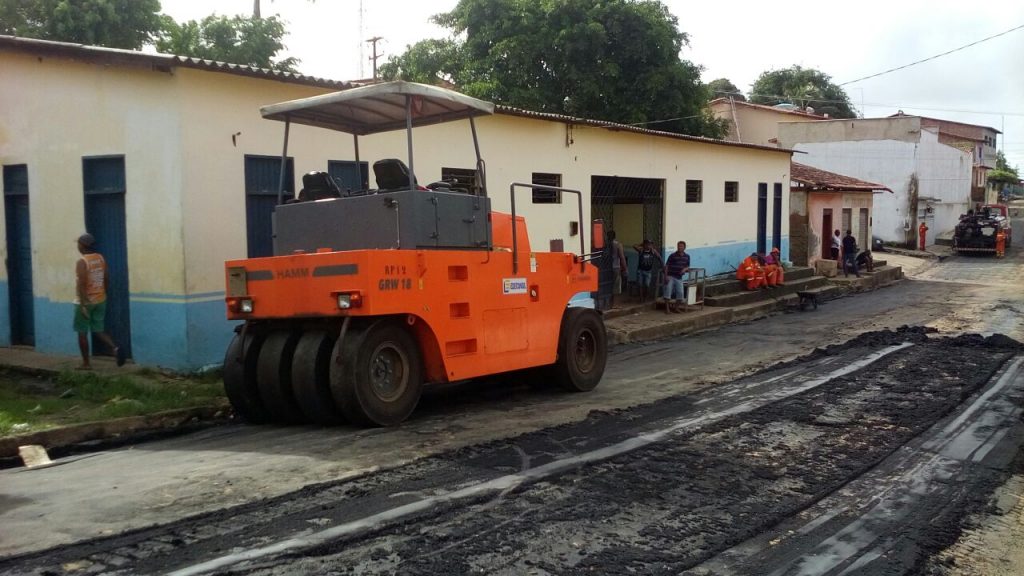 Com presença de Marcelo Tavares, obras do ‘Mais Asfalto’ iniciam em São João Batista