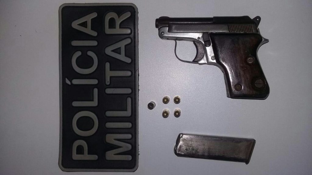 Polícia confirma prisão de professor por porte ilegal de arma em São João Batista