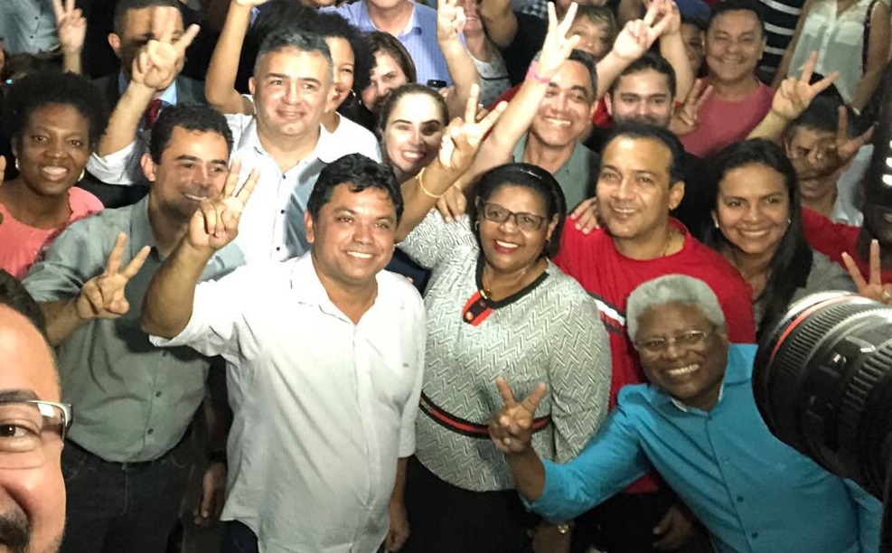 Em ato político em São Luis, prefeita de São Vicente reafirma apoio a Marcio Jerry