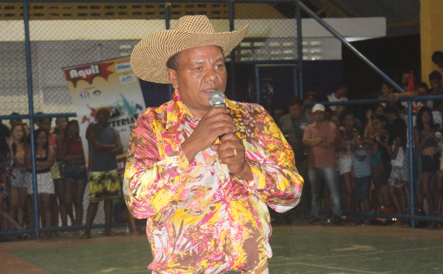Cantor joanino Marcos Messias estará ao vivo hoje na TV Guará