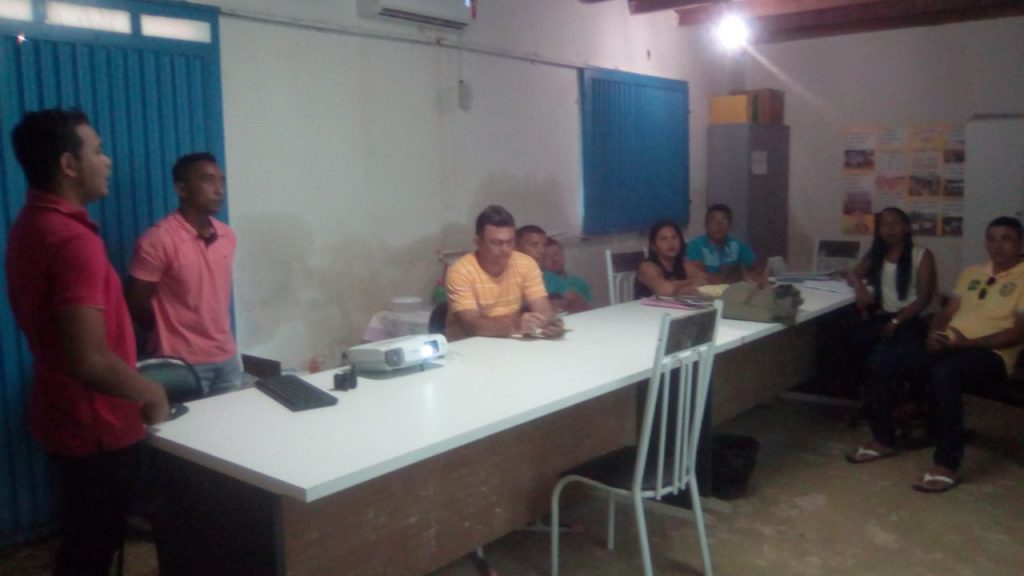 Em reunião com diretores, secretário de Juventude apresenta proposta de palestras em escolas de São João Batista