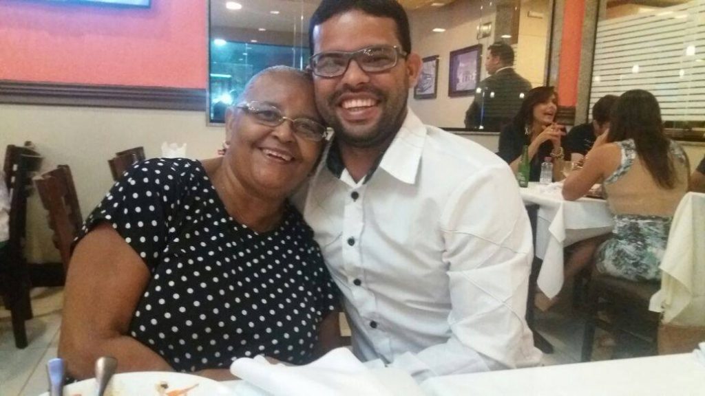Vídeo: uma homenagem de David Cutrim para as mães joaninas…