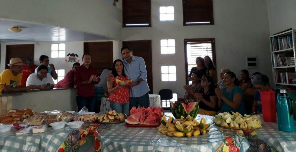 Semed realiza homenagens para servidoras em Olinda Nova do Maranhão