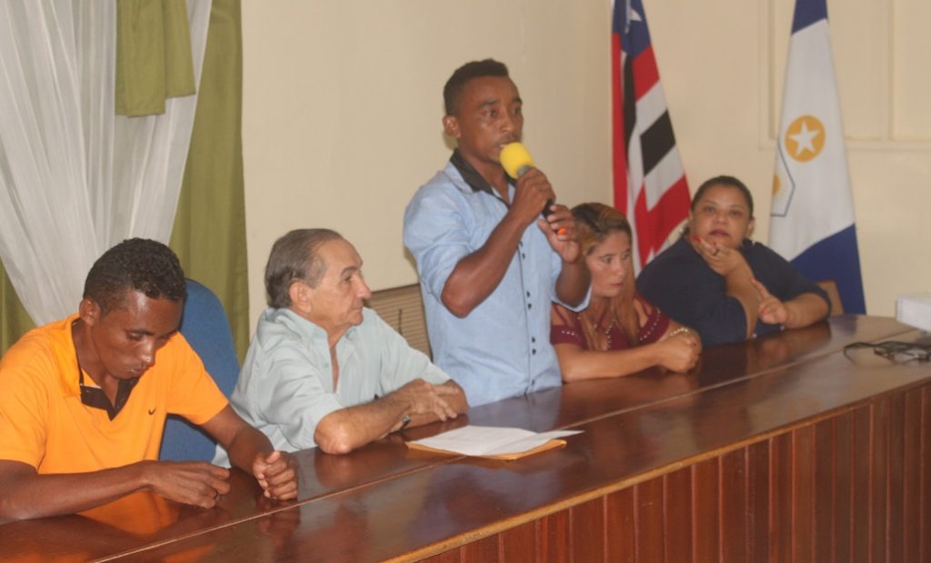 Secretário de Juventude apresenta projeto de criação do Parlamento Jovem em escolas públicas de São João Batista