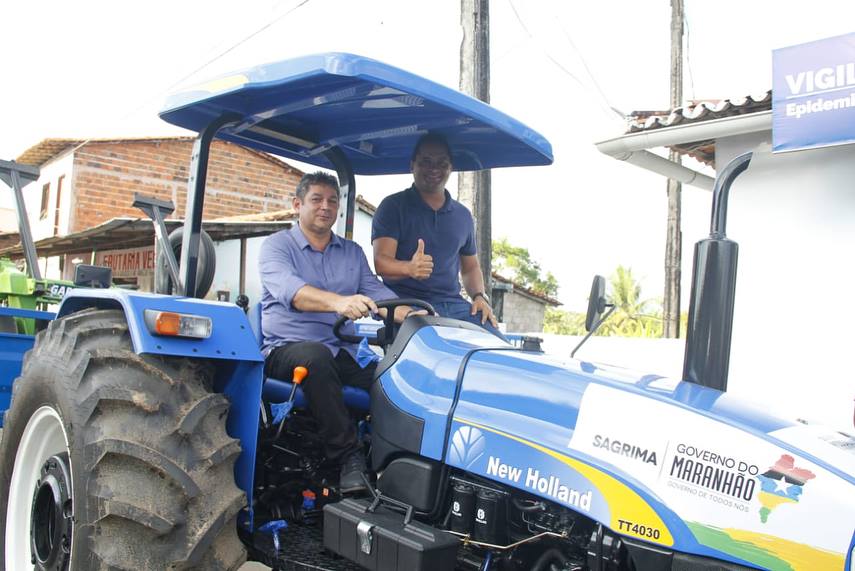 Ao lado de Dr. Marcone, Weverton Rocha participa do aniversário e entrega patrulha agrícola em Cajapió