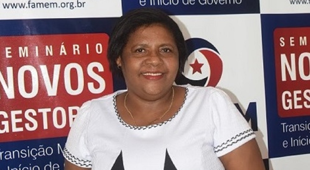Prefeita Conceição trabalha para reorganizar finanças em São Vicente Ferrer