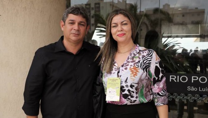‘Um pai tem a sabedoria de um mestre e a sinceridade de um amigo’, diz Dr. Marcone em homenagem aos pais de Cajapió