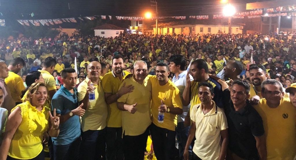 Em Penalva, prefeito Ronildo Campos reúne multidão em apoio a Marcelo Tavares e André Fufuca