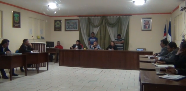 Vereadores aprovam projeto de RPV em São João Batista; SindProf reage e vai pedir anulação da sessão