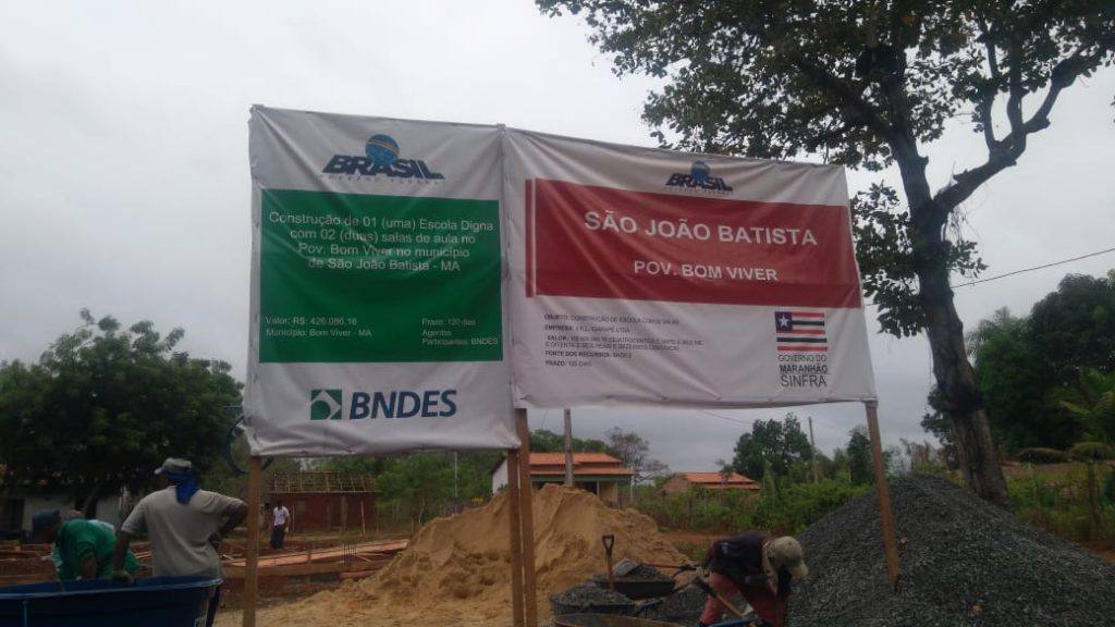 Em São João Batista, calçamento do Arrebenta entra em fase de conclusão e escola digna é iniciada no Bom Viver