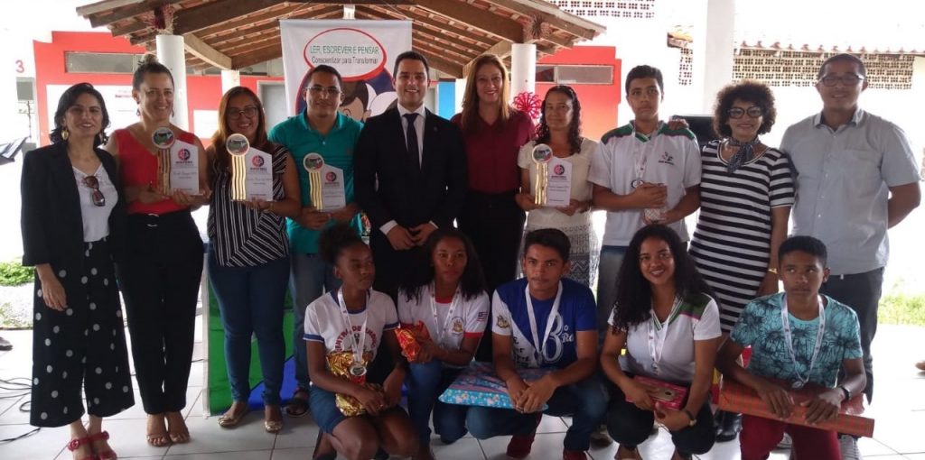 Em São Vicente Ferrer, alunos são premiados durante encerramento do projeto ‘Ler, escrever e pensar’