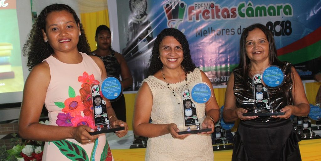 Fórum da Juventude realiza entrega da quinta edição do Prêmio Freitas Câmara, em São João Batista