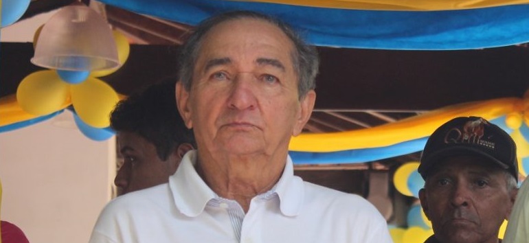 Prefeito João Dominici deseja boas festas ao povo de São João Batista