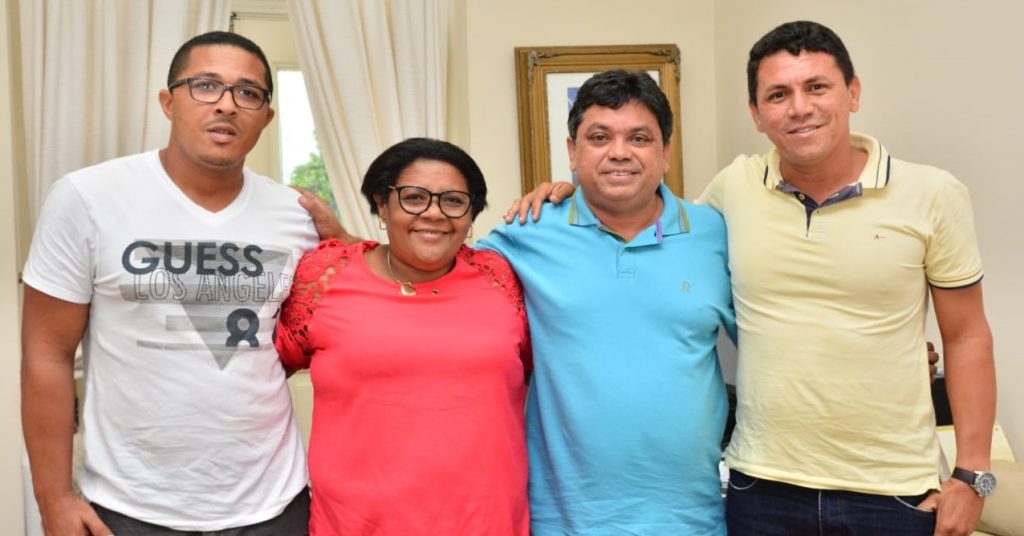 Conceição e secretários visitam Marcio Jerry e garantem ônibus escolar para alunos de São Vicente Ferrer