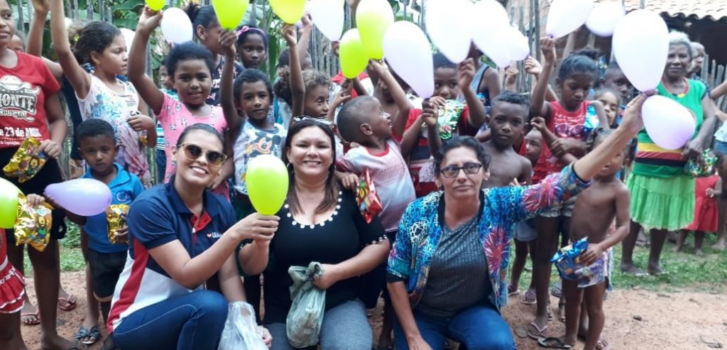 Grupo da Igreja Universal local realiza ação social no povoado Sarnambi, em São João Batista