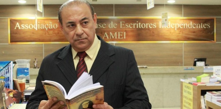 Em artigo, Flávio Braga enaltece obras e composições de Eulálio Figueiredo
